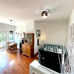 Edi\'S House